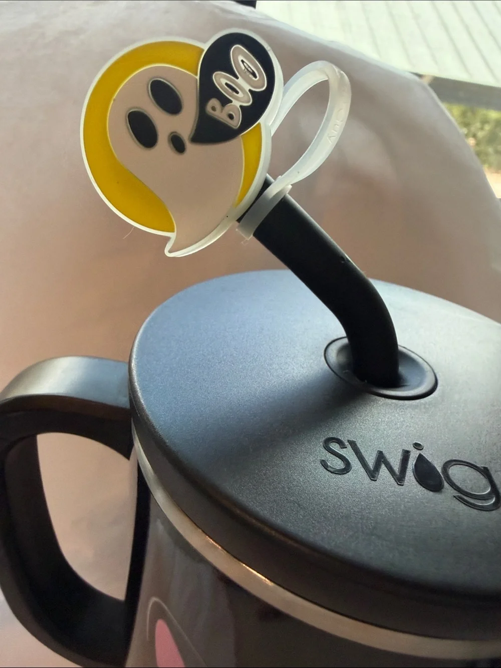 Swig sparkle black cat 43oz Cup with straw topper and stainless steel straw